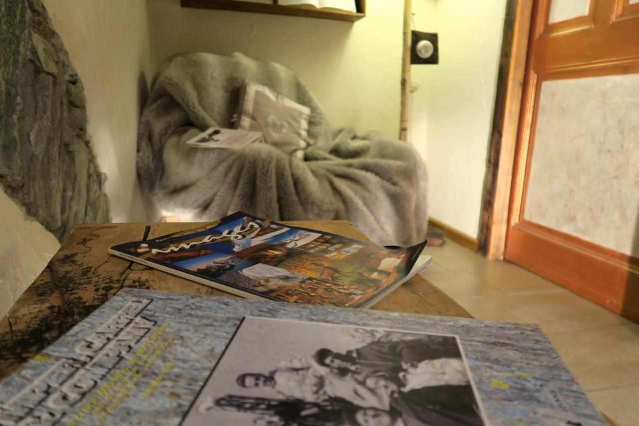 Romantica suite con vasca idromassaggio Aosta Esterno foto