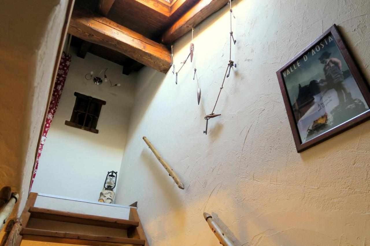 Romantica suite con vasca idromassaggio Aosta Esterno foto